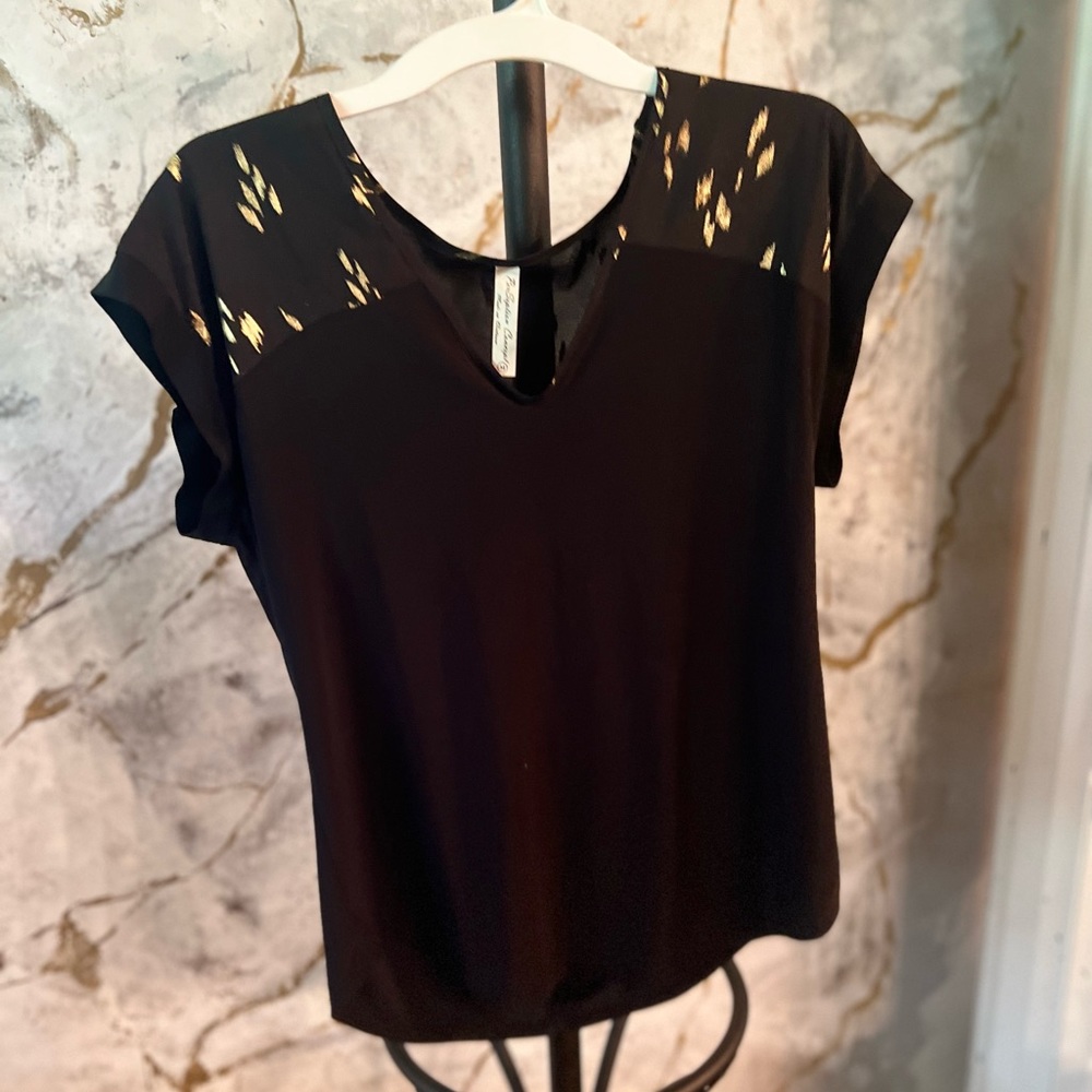 Women top